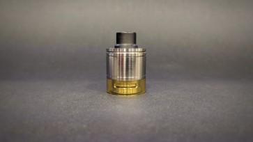 Skydrop with Drip Tip-Liquid controller Black Ultem & Half Metal Tank 1Stroke & Half Ultem Tank polished